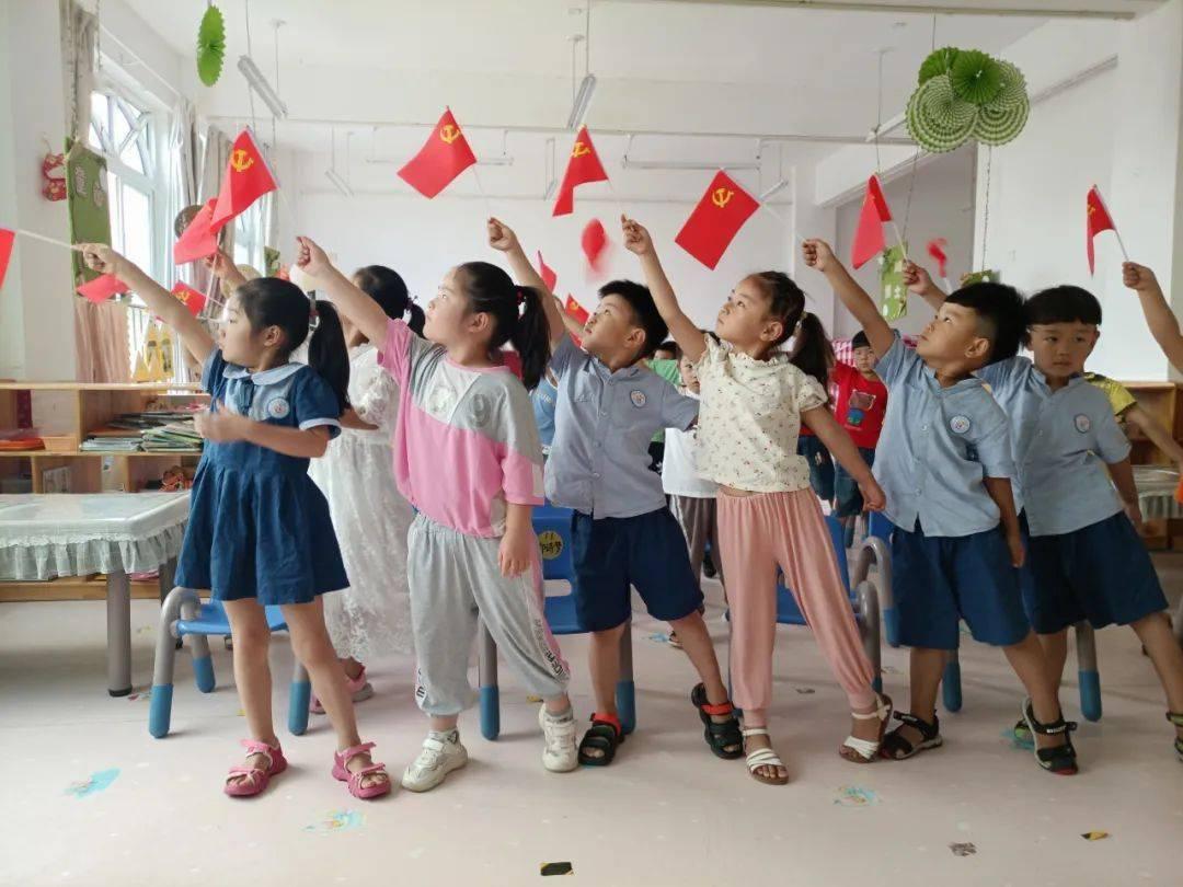 救援怒吼的狮子
