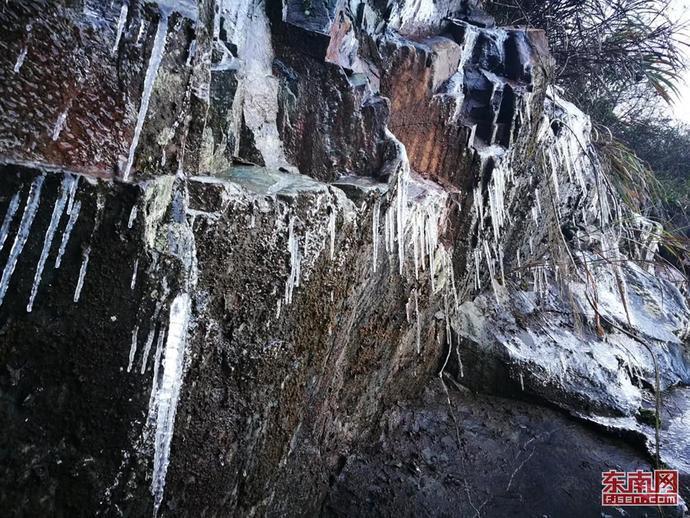 赣能股份:子公司拟以约1634.73万元投建赣能安义县建工5MW分布式光伏项目